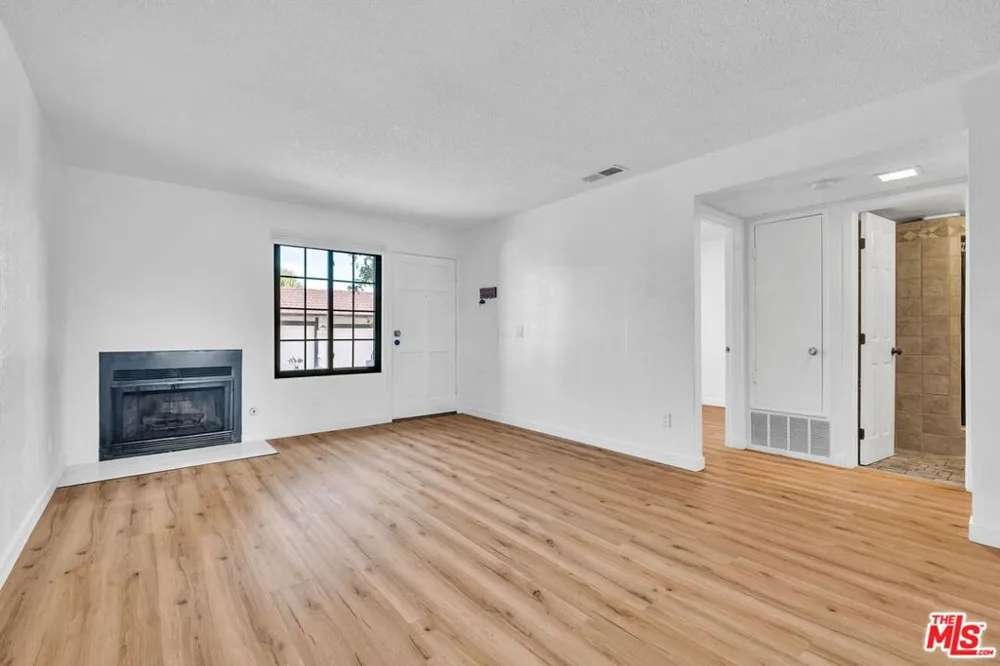 351 S Monte Vista Street #7 La Habra, CA 90631