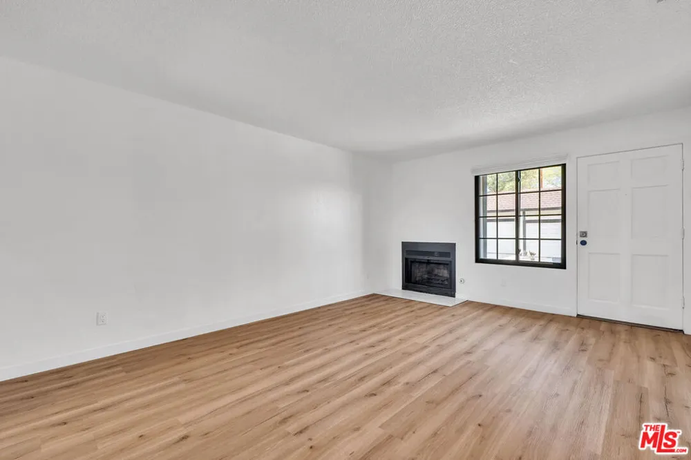 351 S Monte Vista Street #7 La Habra, CA 90631