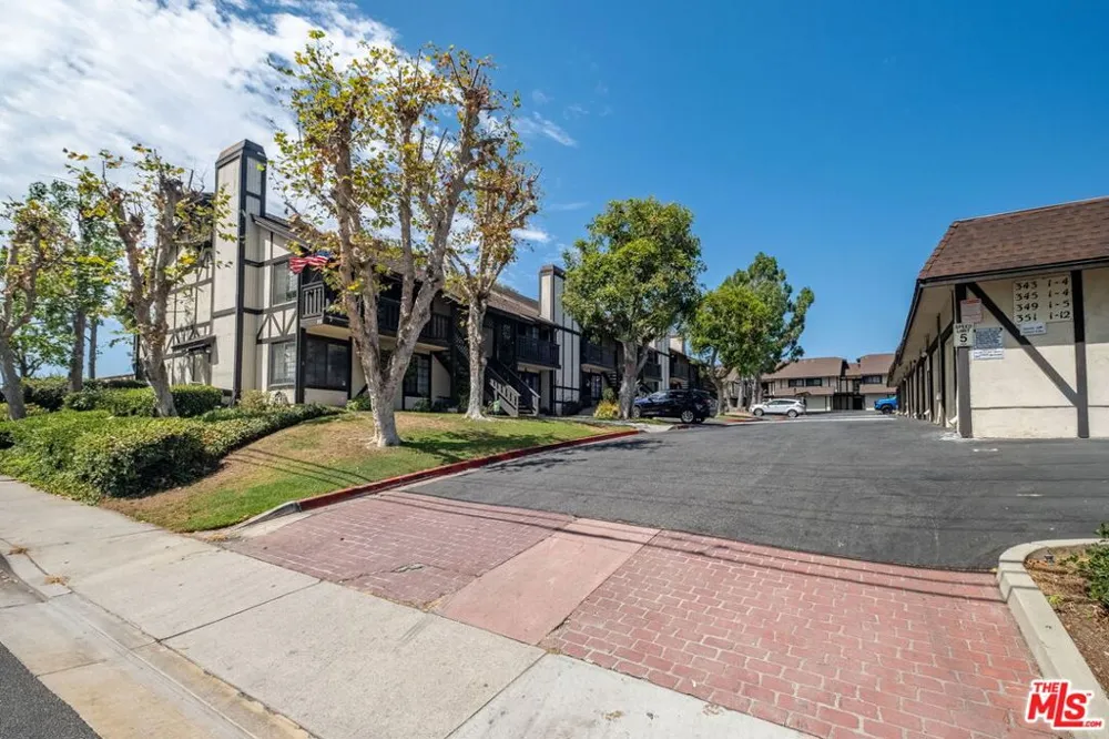 351 S Monte Vista Street #7 La Habra, CA 90631