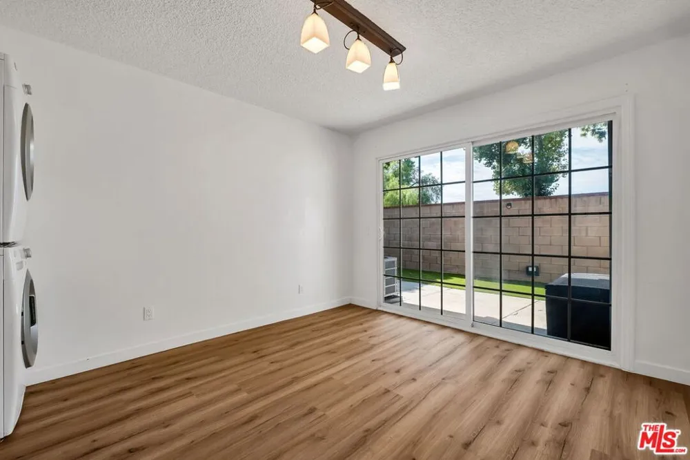 351 S Monte Vista Street #7 La Habra, CA 90631