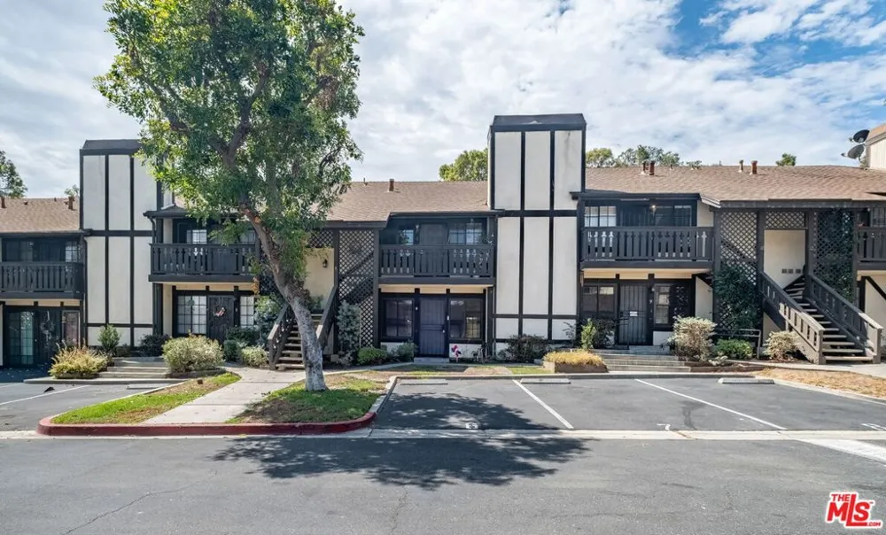 351 S Monte Vista Street #7 La Habra, CA 90631