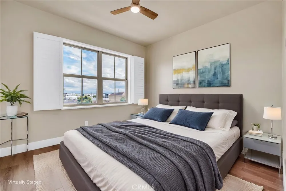 3301 Terrace Ridge Long Beach, CA 90804