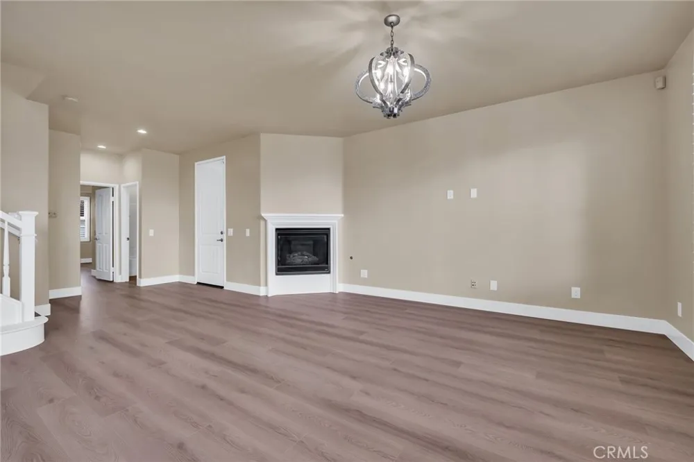3301 Terrace Ridge Long Beach, CA 90804