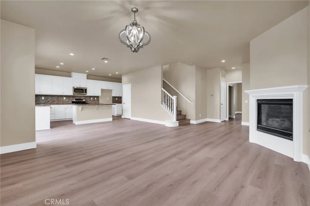 3301 Terrace Ridge Long Beach, CA 90804