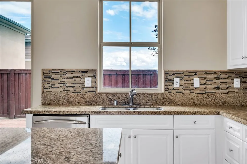 3301 Terrace Ridge Long Beach, CA 90804