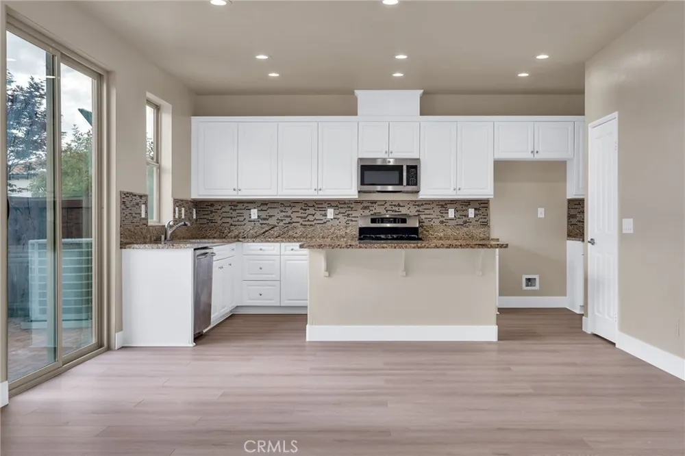3301 Terrace Ridge Long Beach, CA 90804