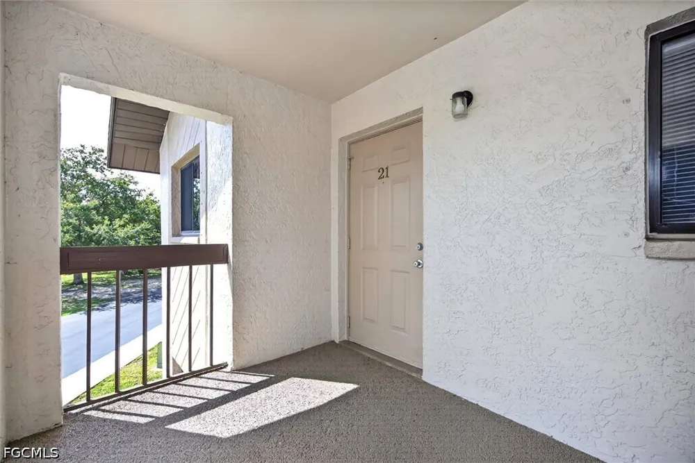 E 5th Street #21 Lehigh Acres, FL 33936