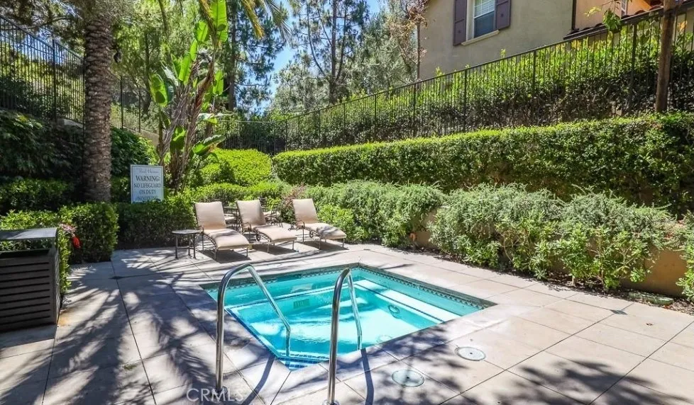 46 Arborside Irvine, CA 92603