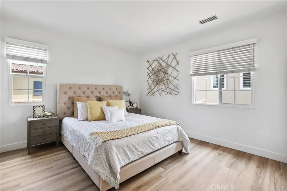 46 Arborside Irvine, CA 92603
