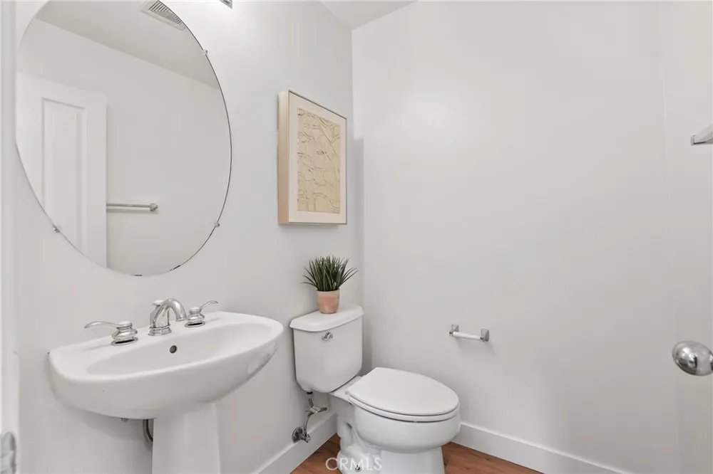 46 Arborside Irvine, CA 92603
