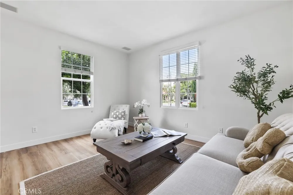46 Arborside Irvine, CA 92603