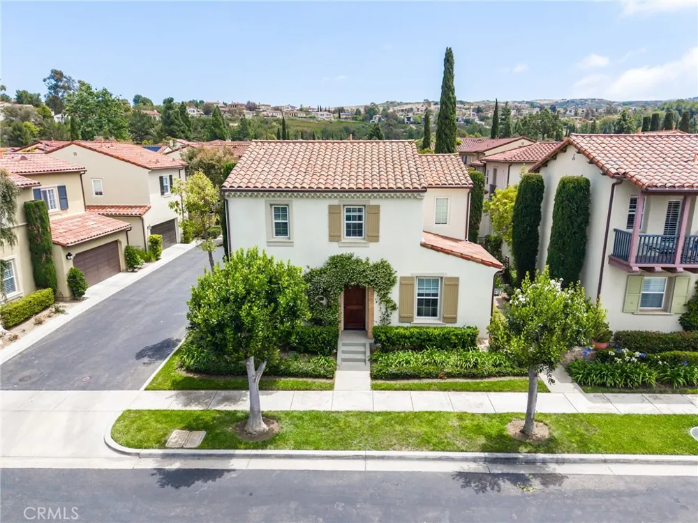 46 Arborside Irvine, CA 92603
