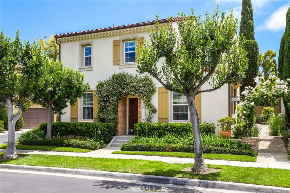 46 Arborside Irvine, CA 92603