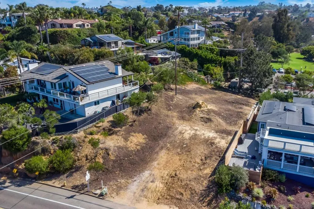 97 Vulcan Ave Encinitas, CA 92024