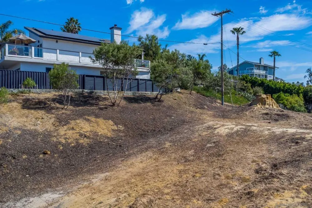 97 Vulcan Ave Encinitas, CA 92024