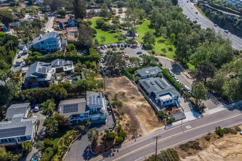 97 Vulcan Ave Encinitas, CA 92024