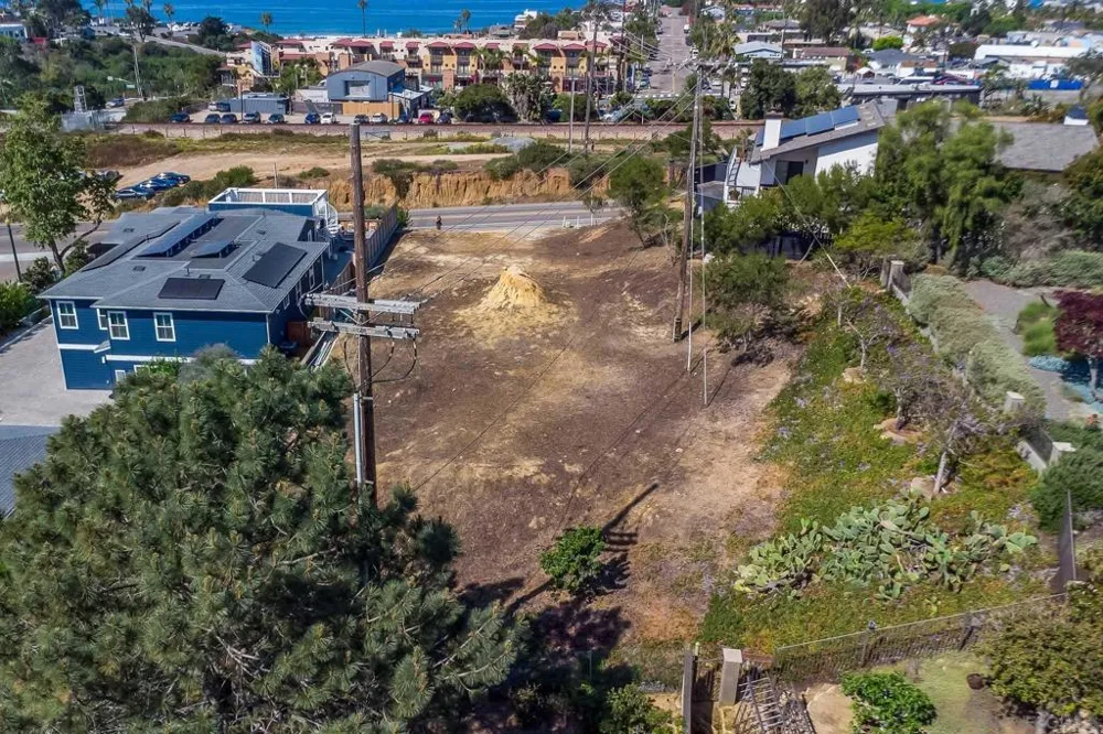 97 Vulcan Ave Encinitas, CA 92024