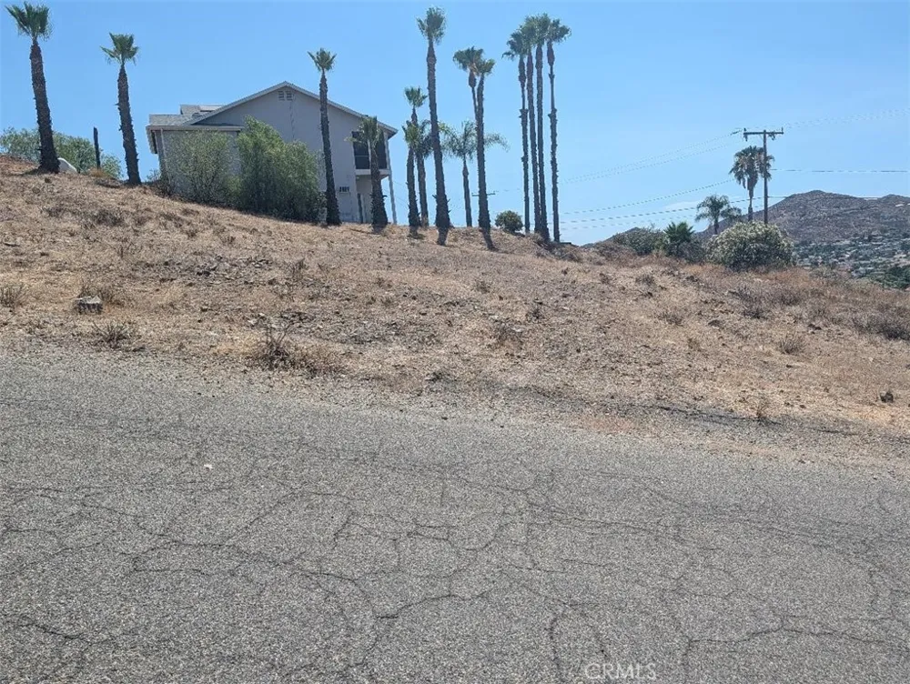 123 Vista Way Canyon Lake, CA 92587