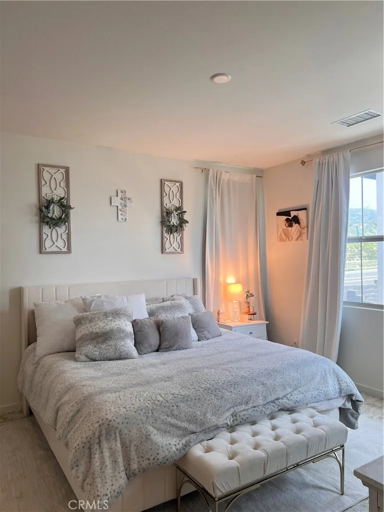 16032 Sunny Court Fontana, CA 92336
