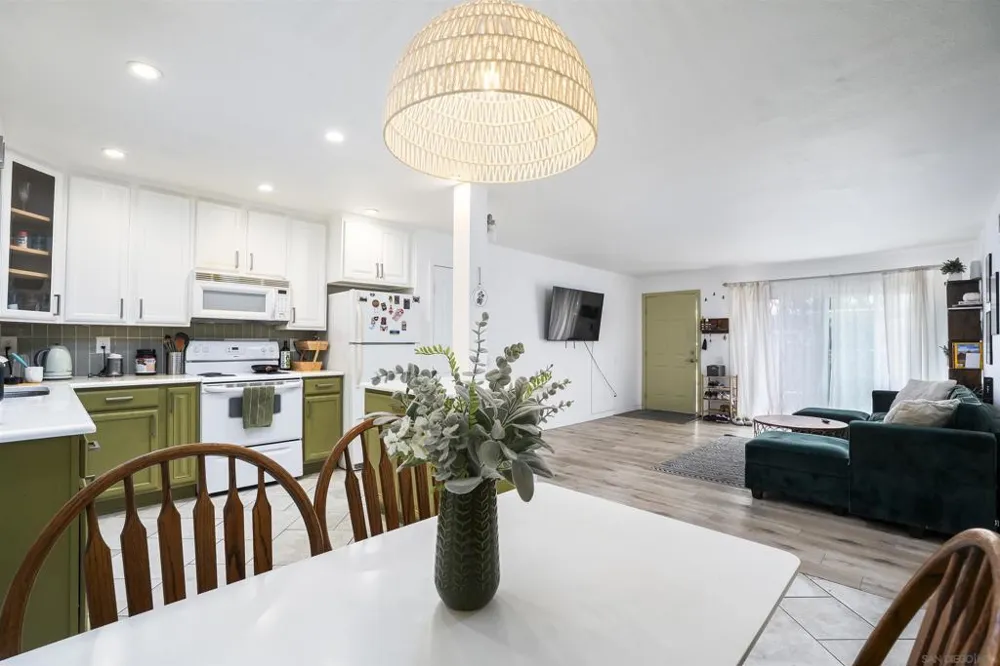 6333 College Grove Way #11103 San Diego, CA 92115