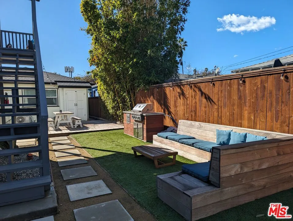 1731 Franklin Street #2 Santa Monica, CA 90404