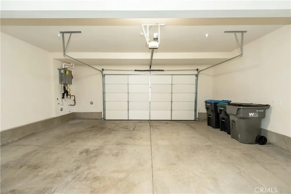 258 Sash Irvine, CA 92618