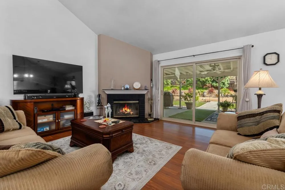 346 Hunter Court Alpine, CA 91901