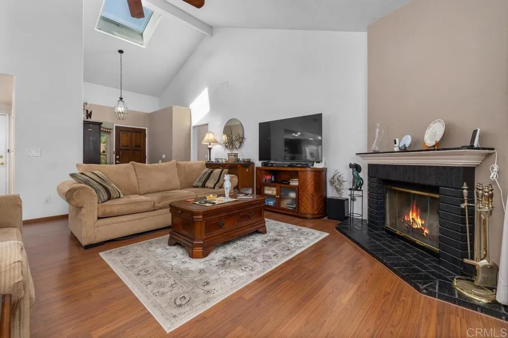 346 Hunter Court Alpine, CA 91901