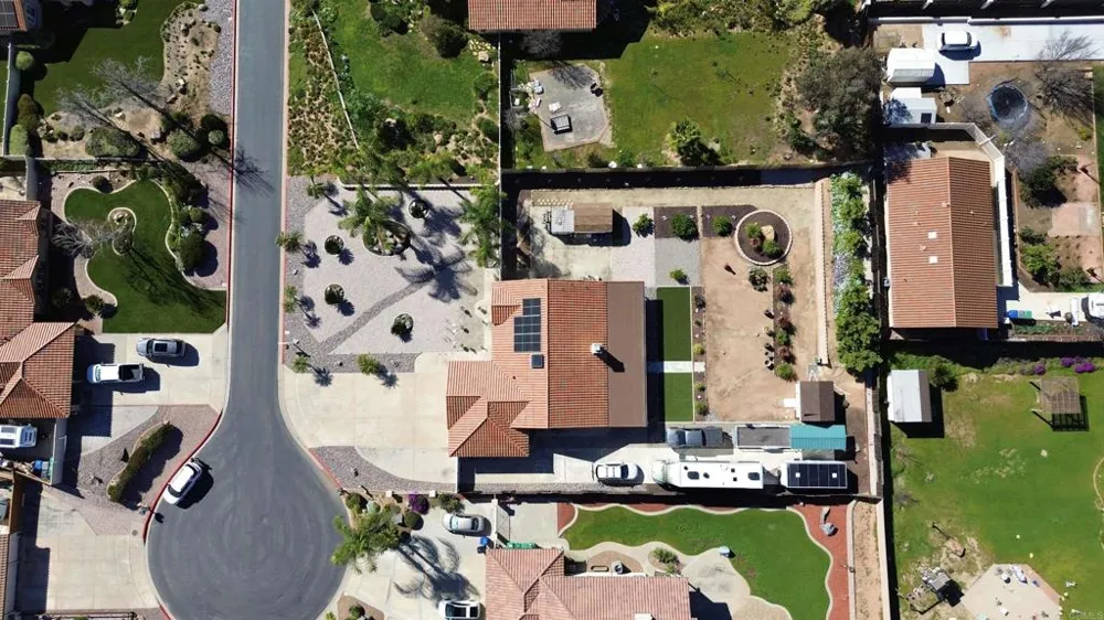 346 Hunter Court Alpine, CA 91901