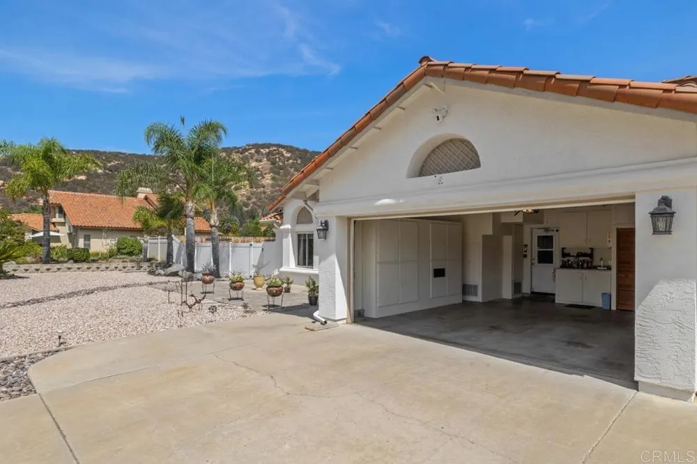 346 Hunter Court Alpine, CA 91901