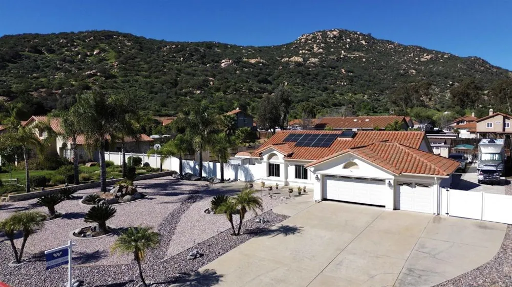 346 Hunter Court Alpine, CA 91901