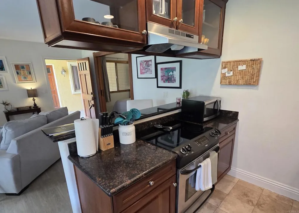 3151 Via Alicante #122 La Jolla, CA 92037