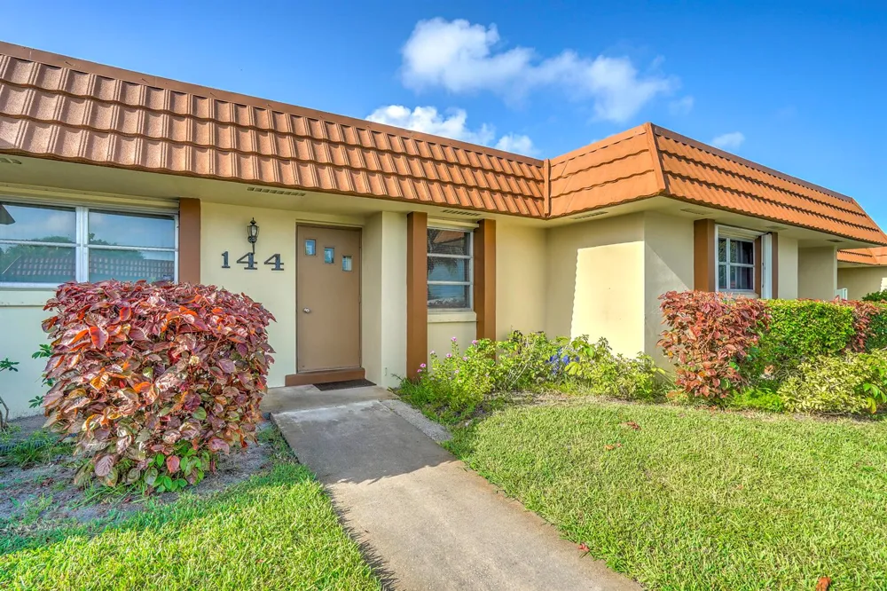 5780 FERNLEY DRIVE W #144 West Palm Beach, FL 33415