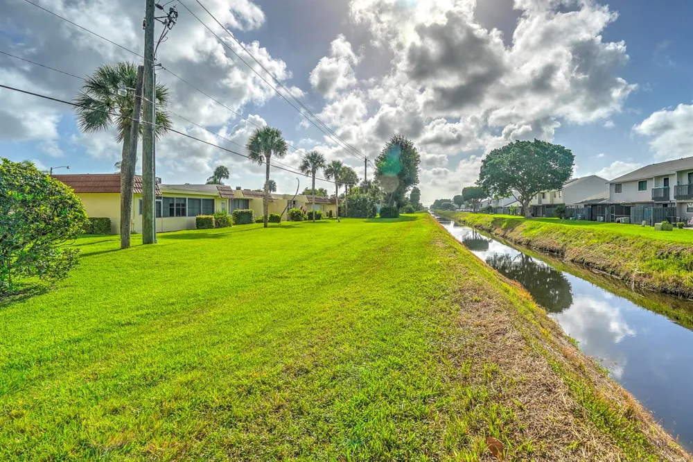 5780 FERNLEY DRIVE W #144 West Palm Beach, FL 33415