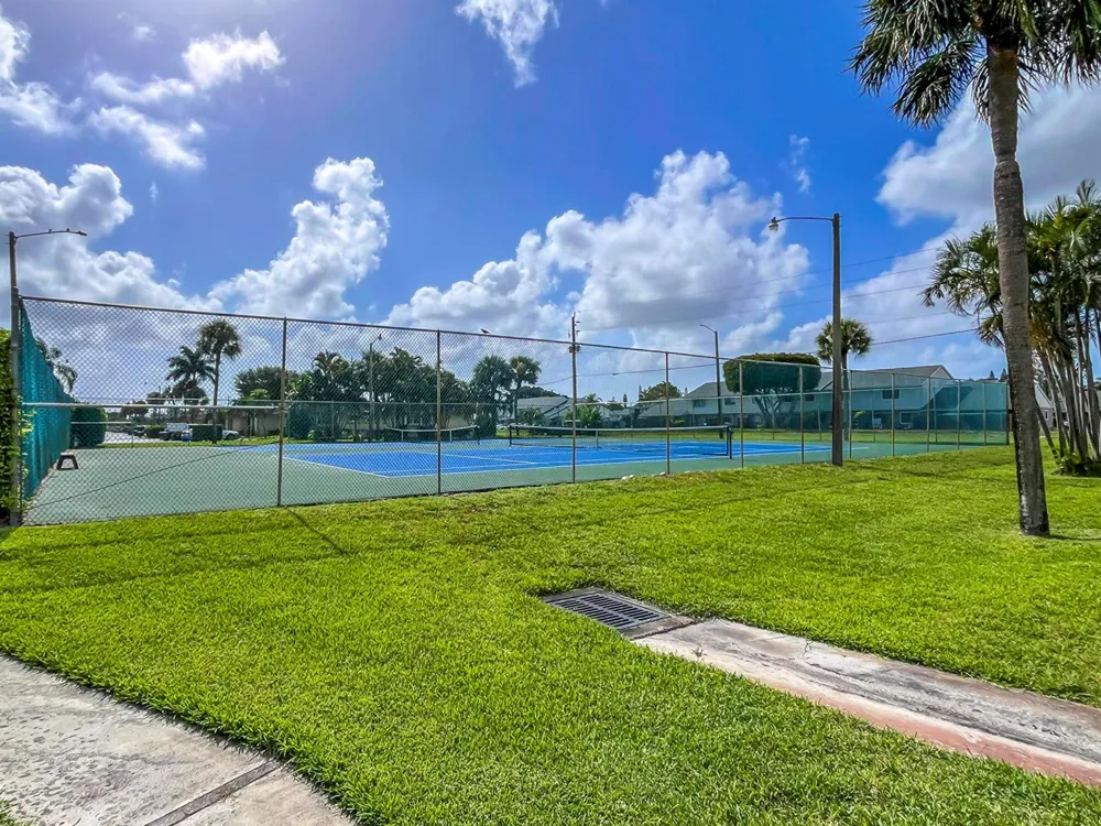 5780 FERNLEY DRIVE W #144 West Palm Beach, FL 33415