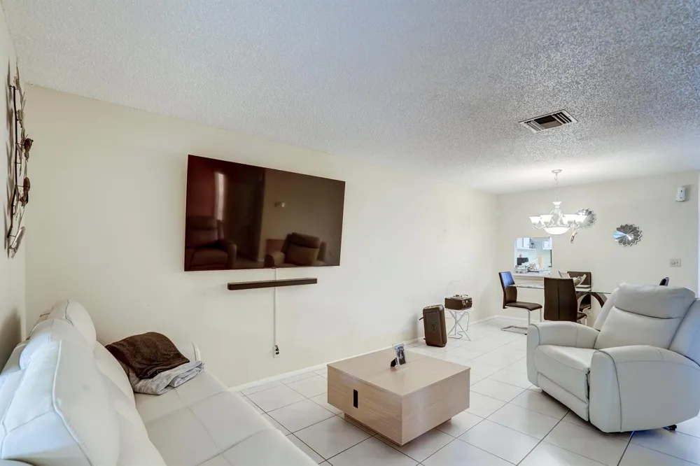 5780 FERNLEY DRIVE W #144 West Palm Beach, FL 33415
