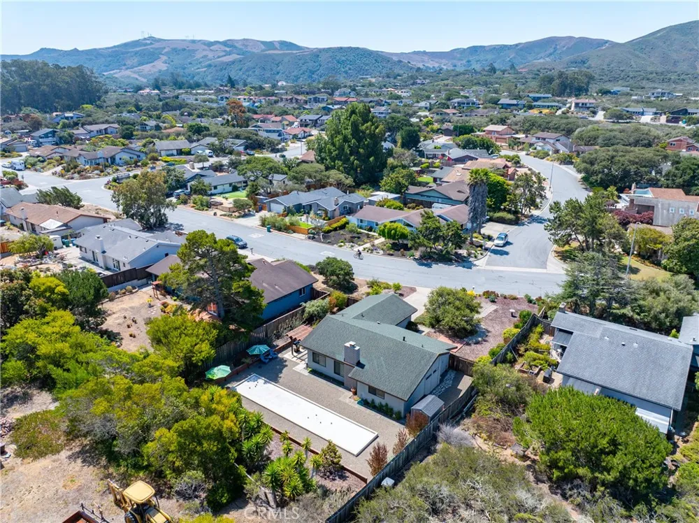 1340 Bay Oaks Los Osos, CA 93402