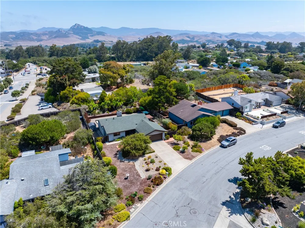 1340 Bay Oaks Los Osos, CA 93402