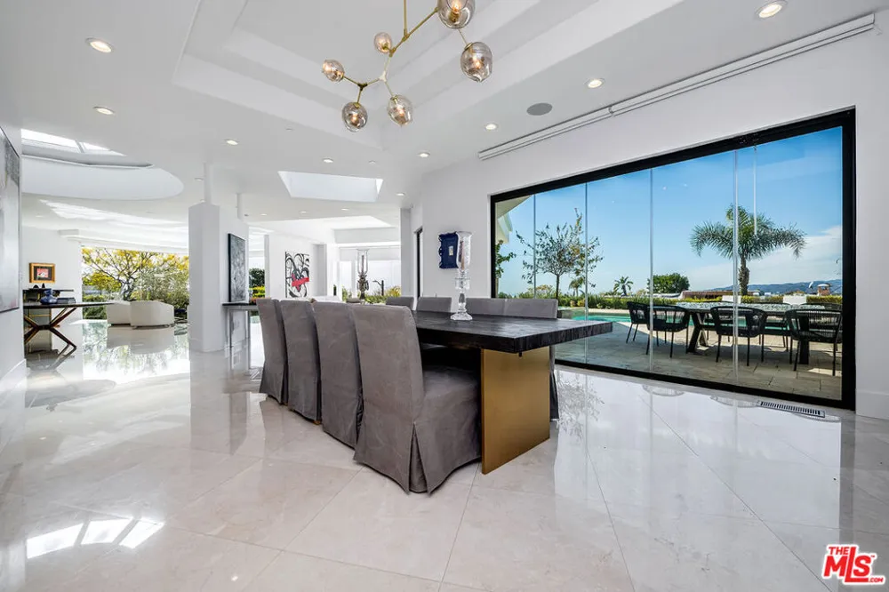 580 Chalette Drive Beverly Hills, CA 90210