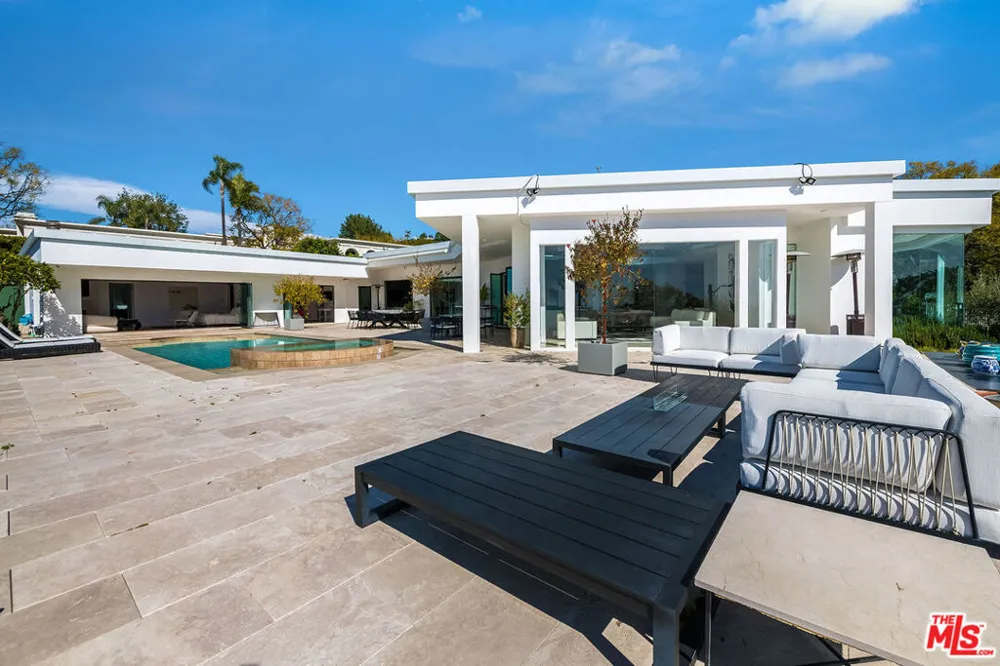 580 Chalette Drive Beverly Hills, CA 90210