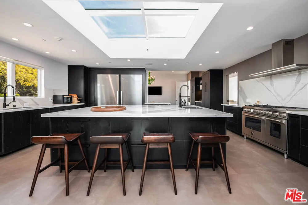 580 Chalette Drive Beverly Hills, CA 90210