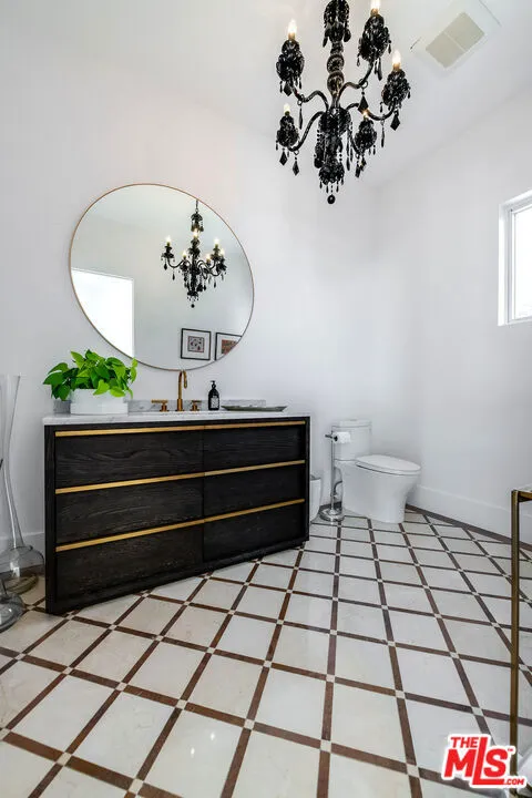 580 Chalette Drive Beverly Hills, CA 90210