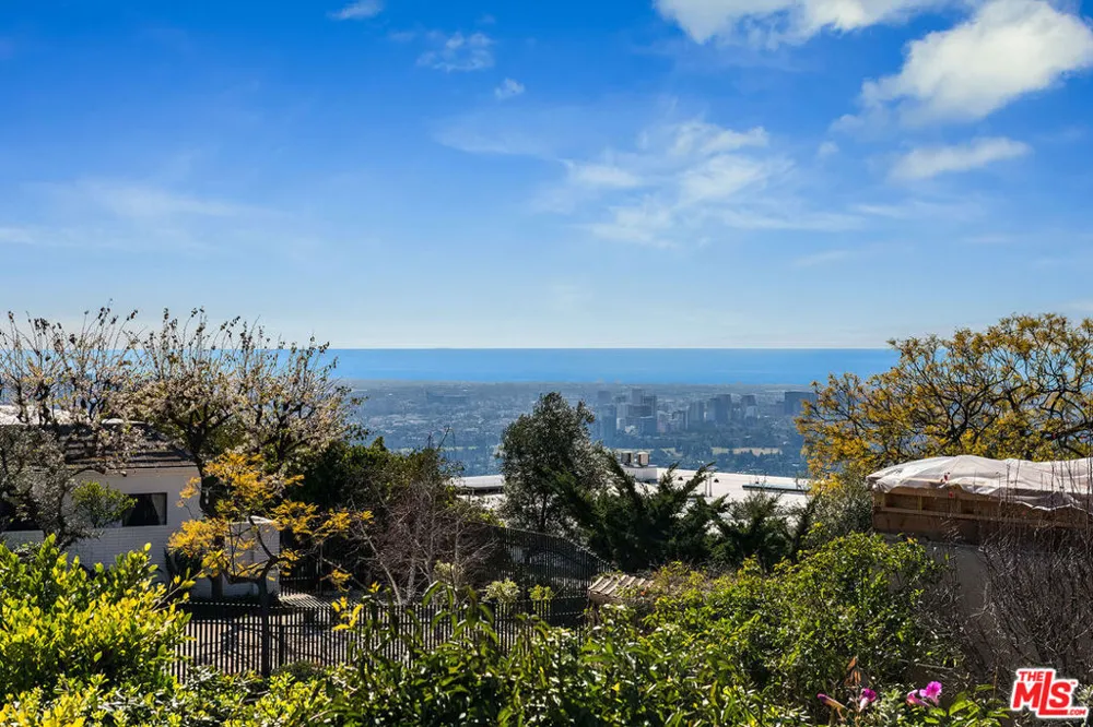 580 Chalette Drive Beverly Hills, CA 90210
