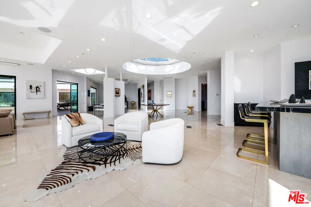 580 Chalette Drive Beverly Hills, CA 90210