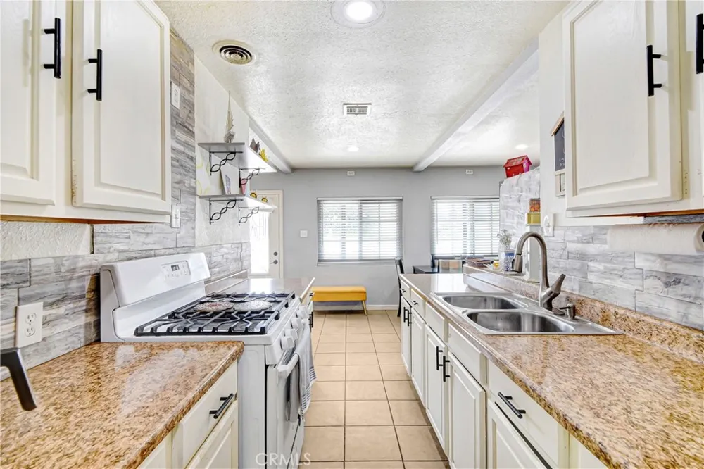 26316 Investors Pl Hemet, CA 92544