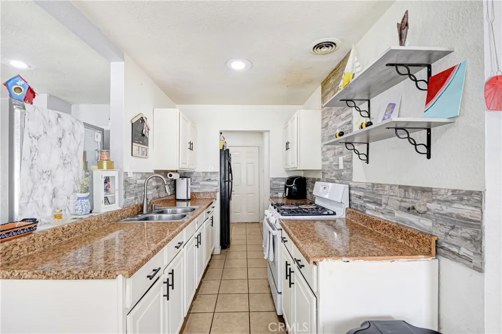 26316 Investors Pl Hemet, CA 92544