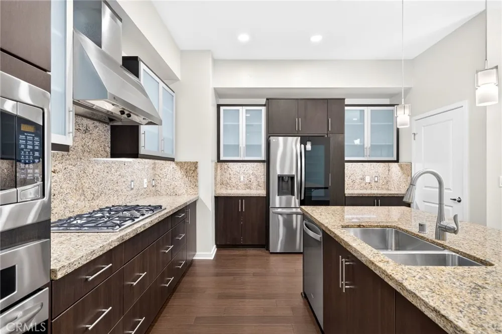 21 Gramercy #309 Irvine, CA 92612