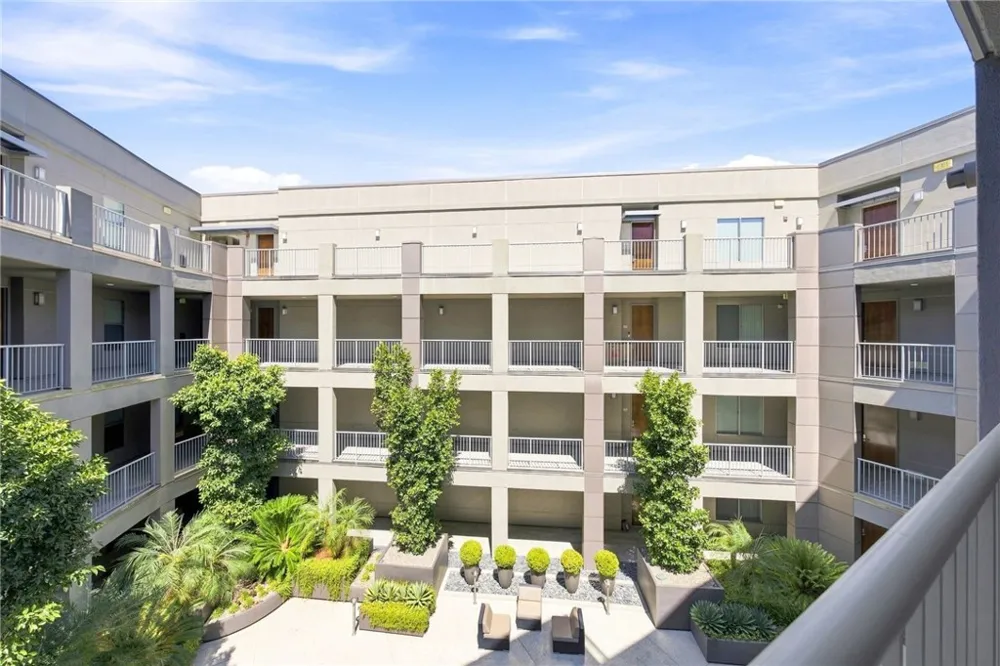 21 Gramercy #309 Irvine, CA 92612