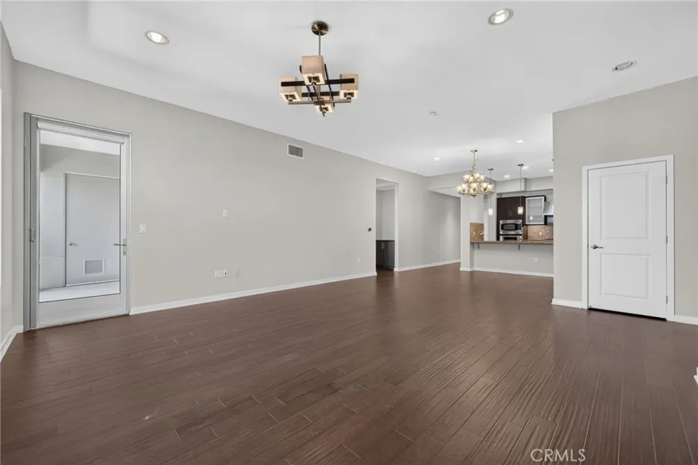 21 Gramercy #309 Irvine, CA 92612