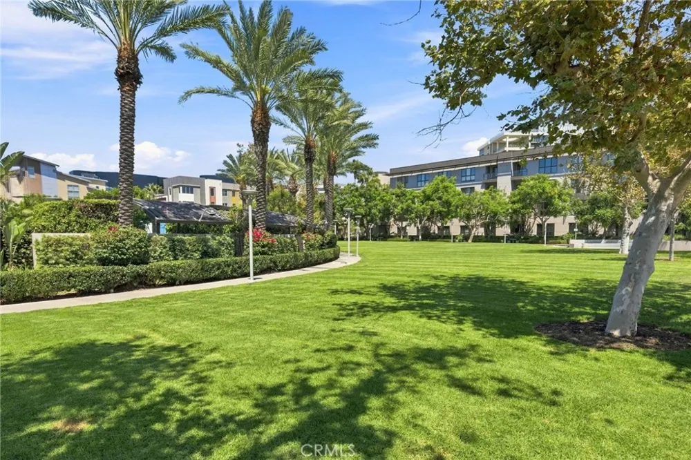 21 Gramercy #309 Irvine, CA 92612